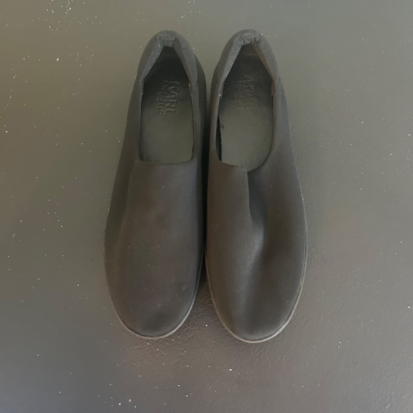 Karl Lagerfeld Paris Vienne 2 Platform Sneakers Womens Size 8.5 Black Slip On - Picture 4 of 9